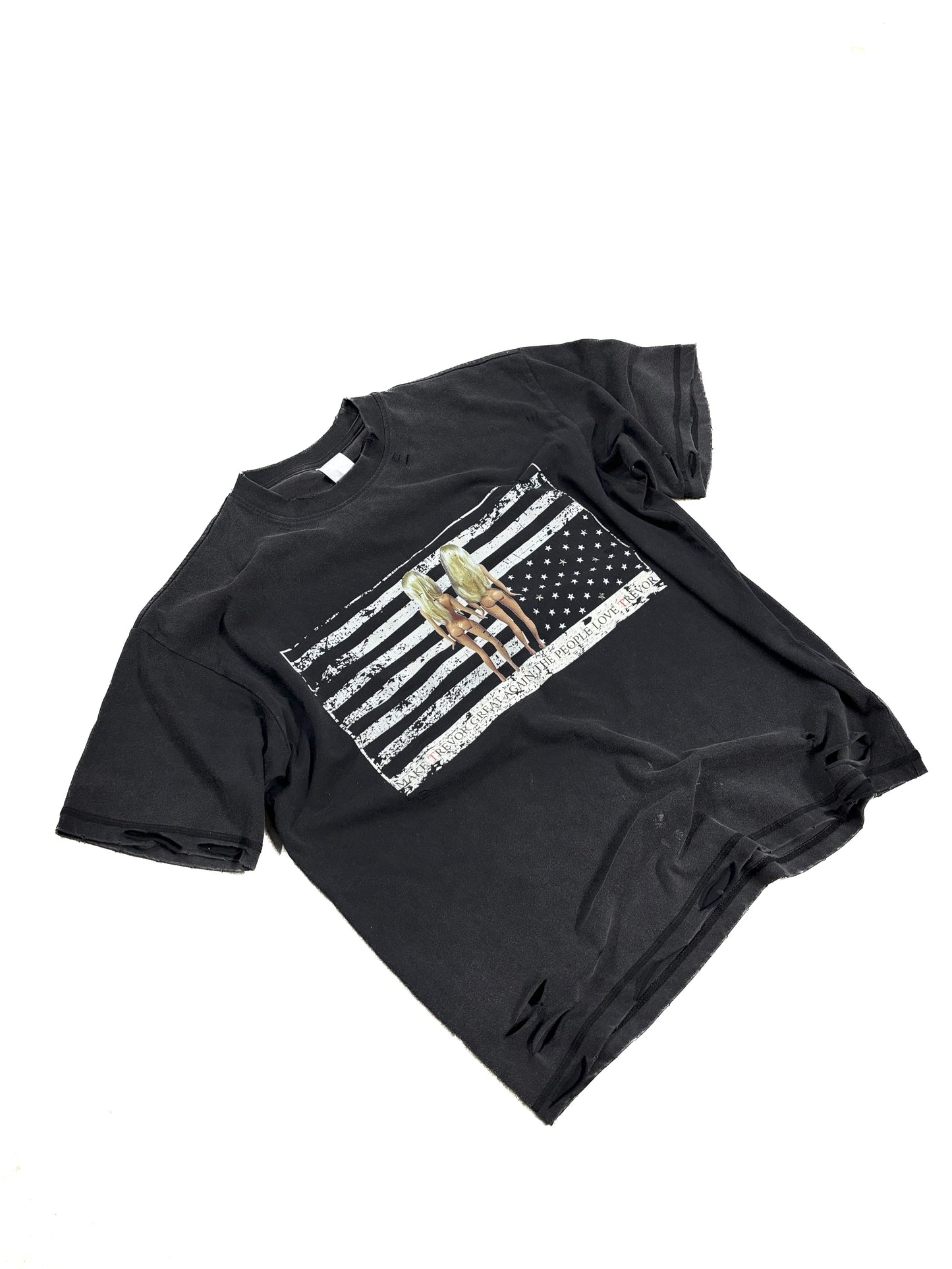 BBL DOLLS USA “MAKE TREVOR GREAT AGAIN” TEE SS25 (SOLD OUT)
